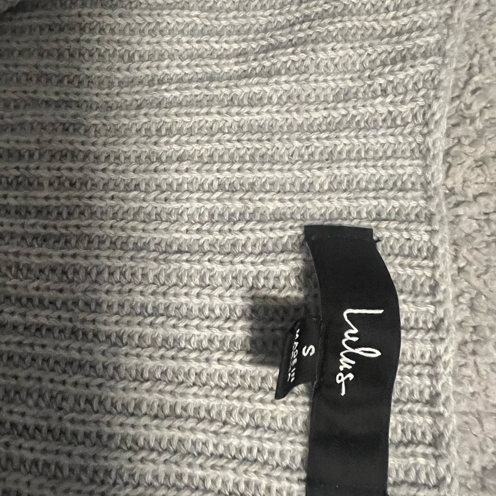 Lulus bundle size S. - Picture 7 of 7